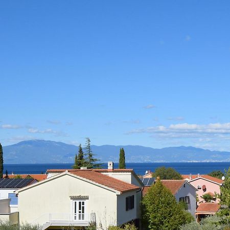 Apartments Pavic Malinska Luaran gambar