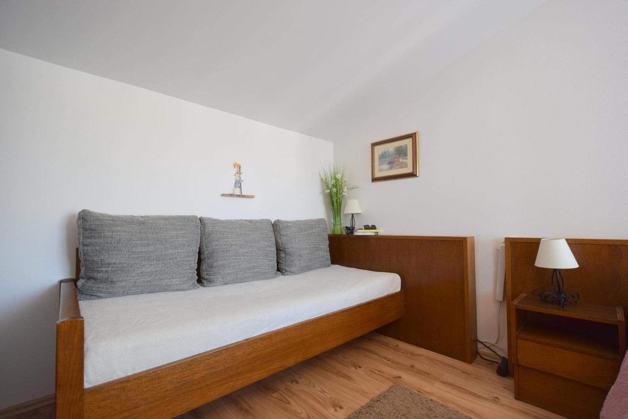 Apartments Pavic Malinska Luaran gambar