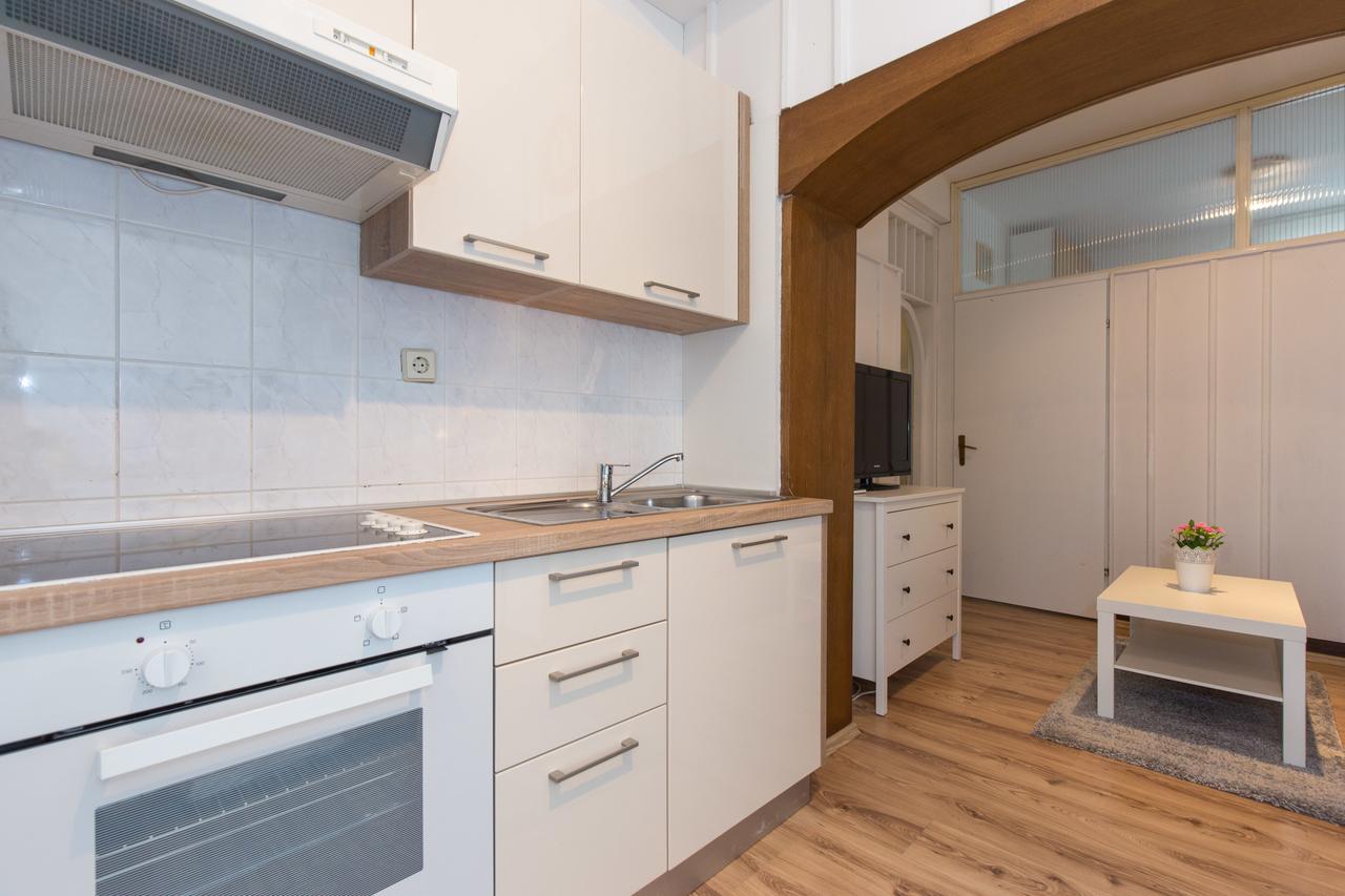 Apartments Pavic Malinska Luaran gambar